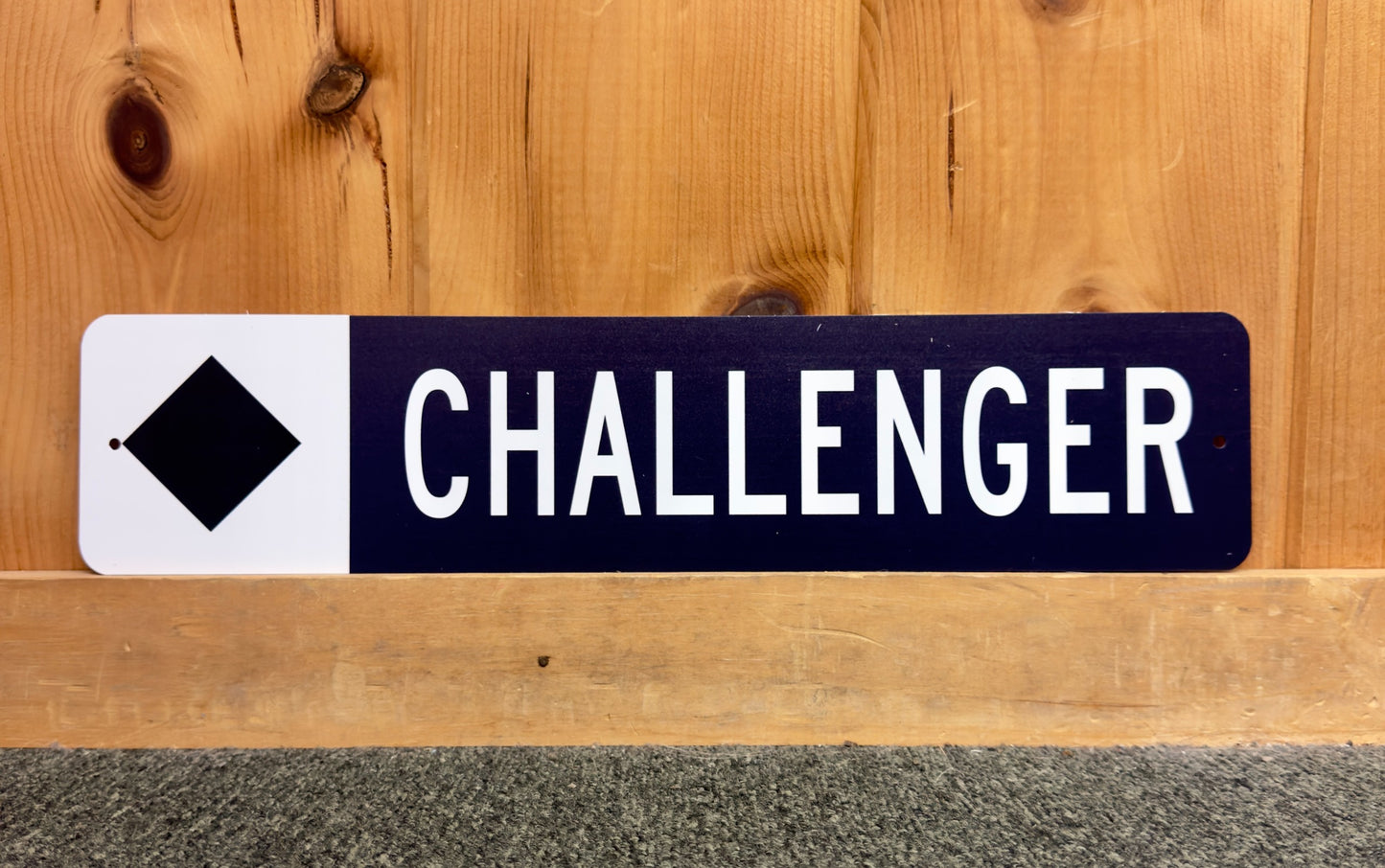 Black Diamond Challenger Ski Trail Metal Sign
