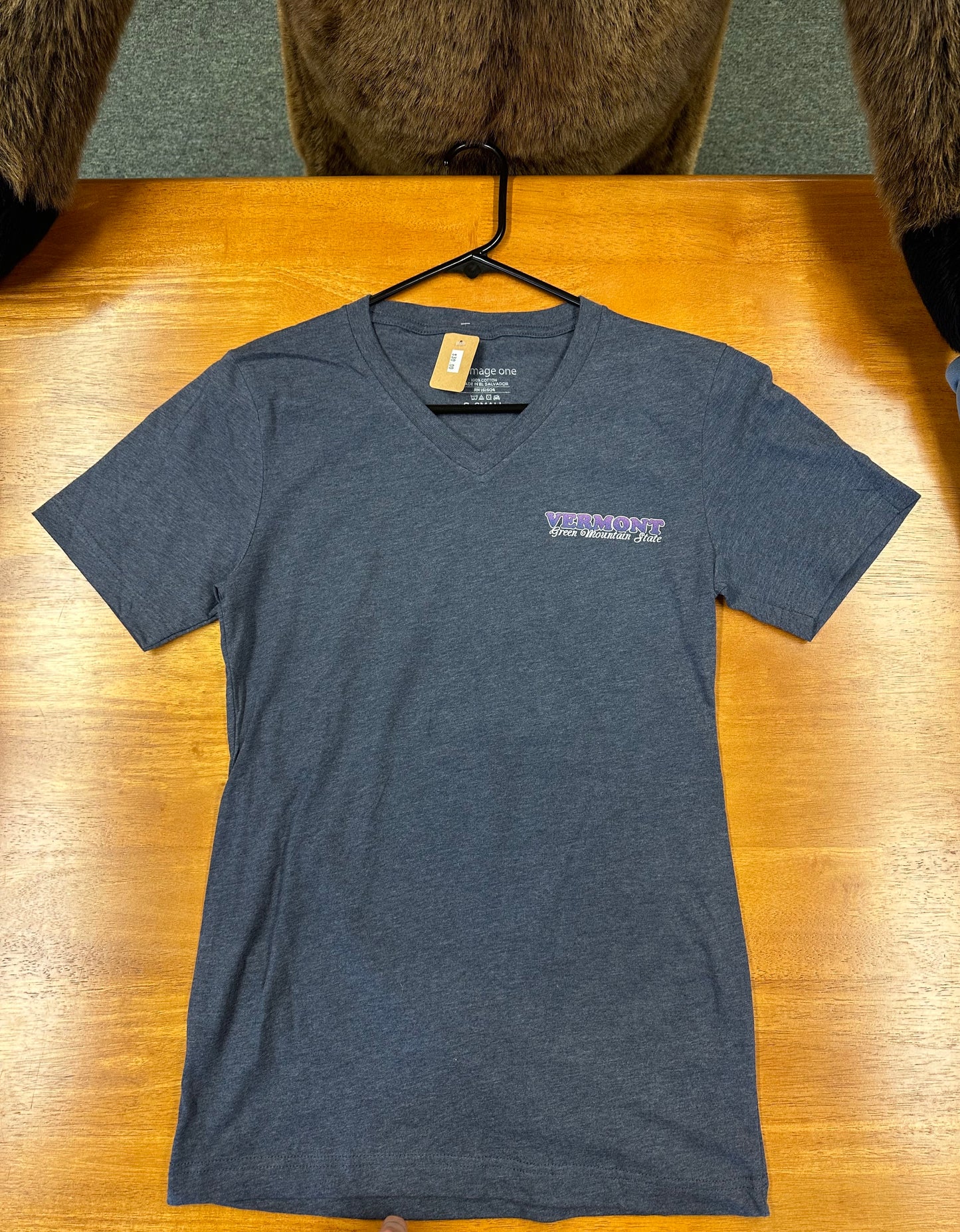 Retro Oval Vermont V Neck T Shirt Color Heather Navy Front