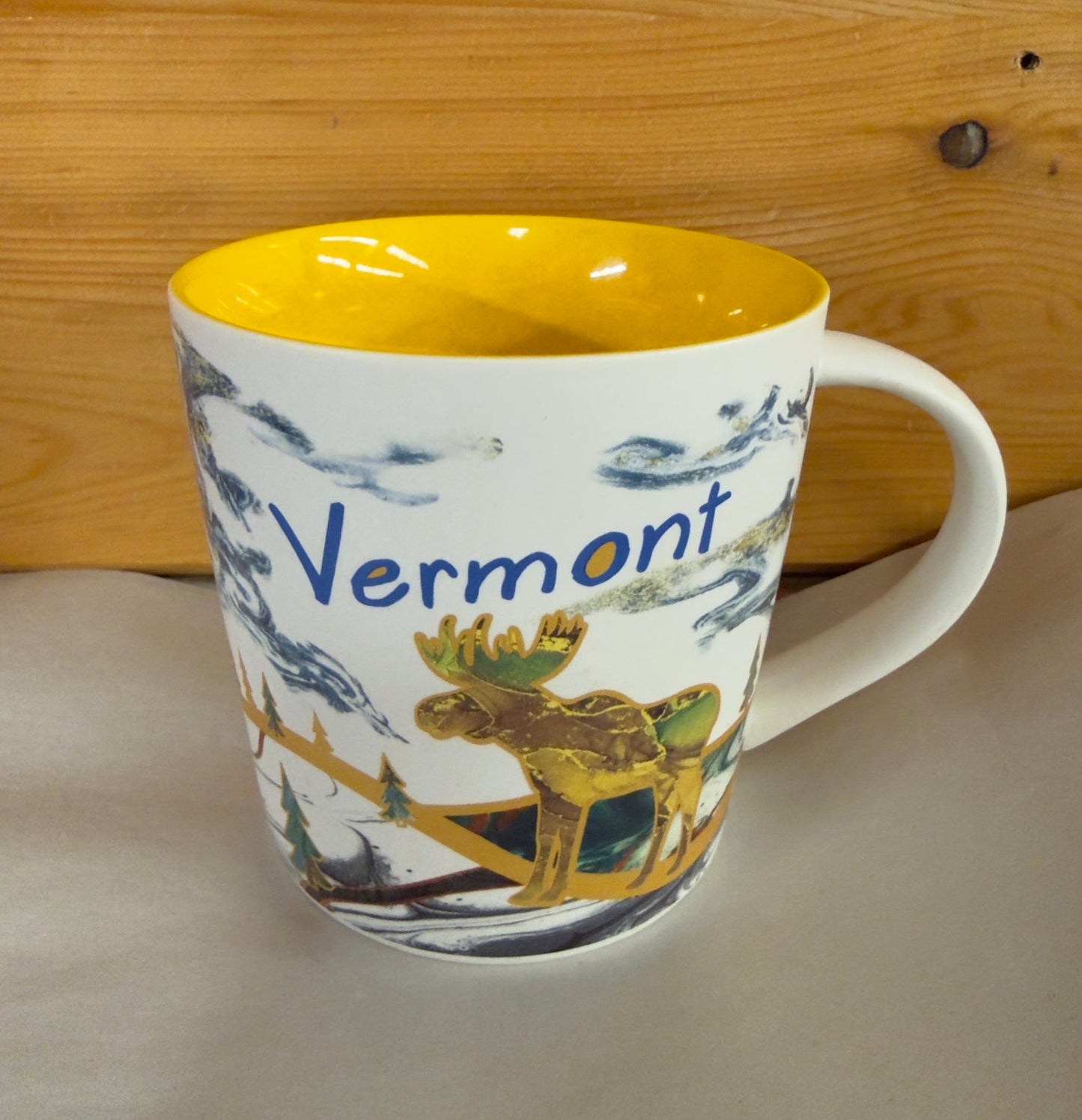 Marble Pattern Watercolor Vermont Scene Mug Color Yellow