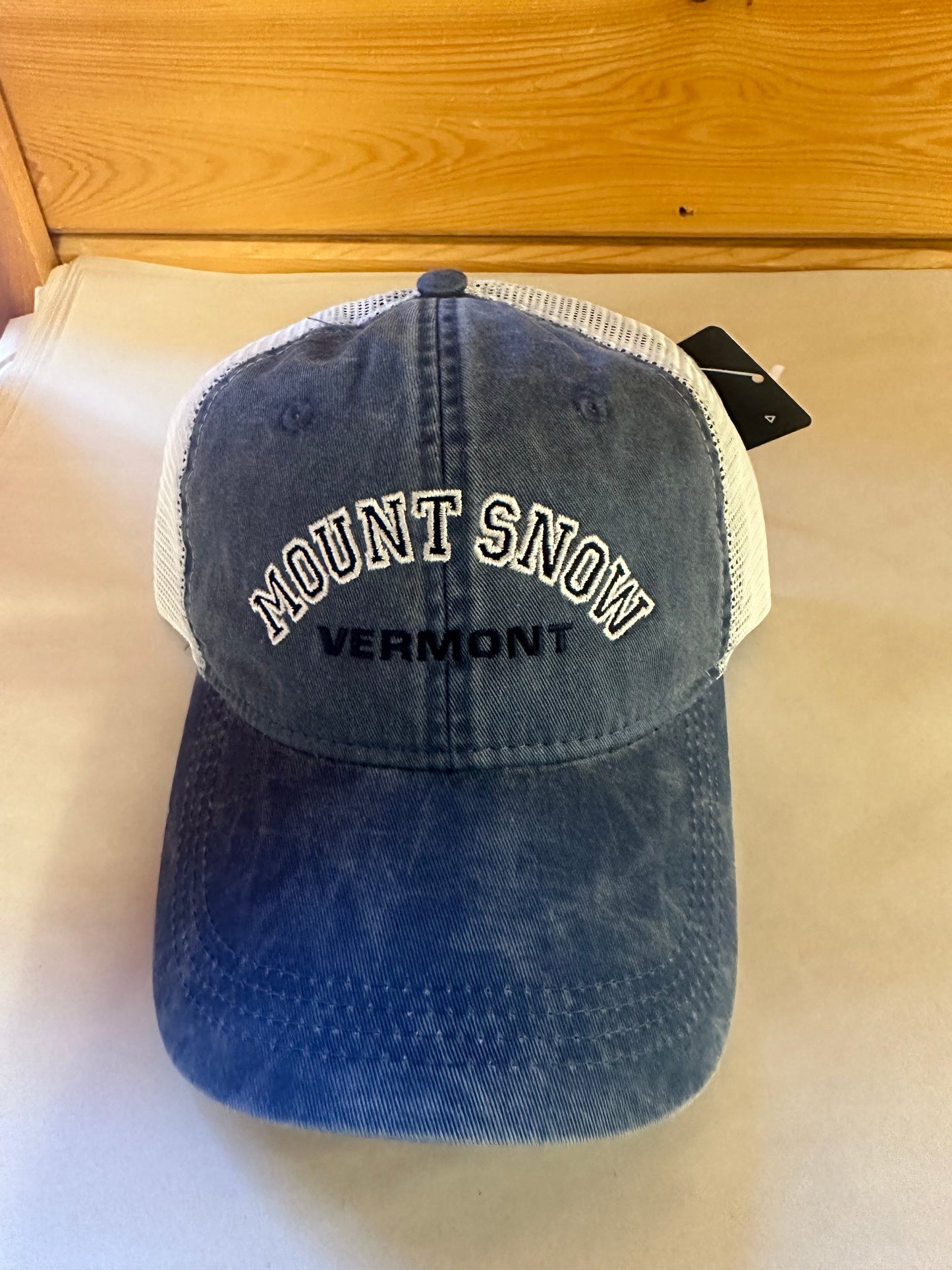 Mount Snow Vermont With Mesh Cap Color Jean/White