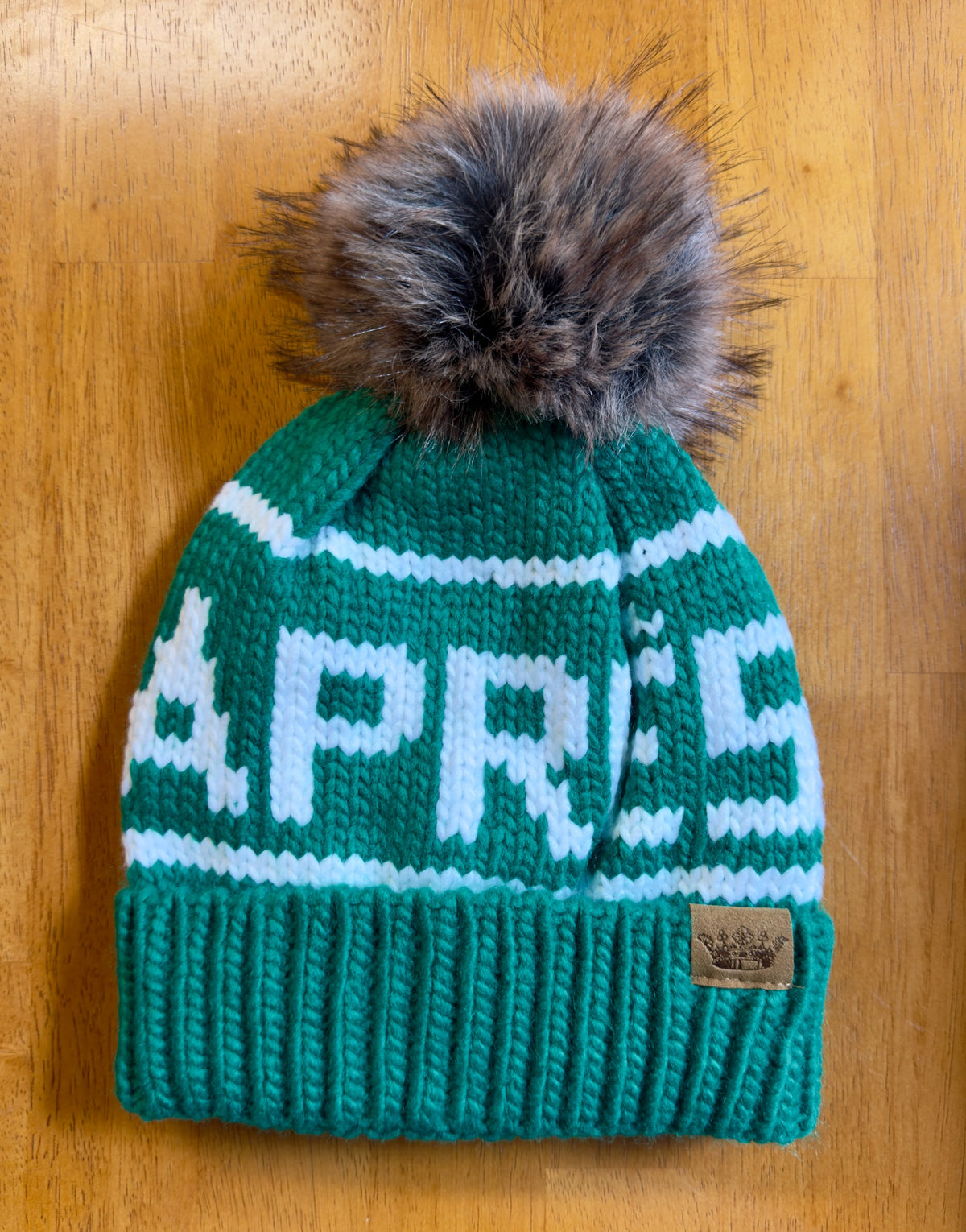 Green & White Apres Pom Hat