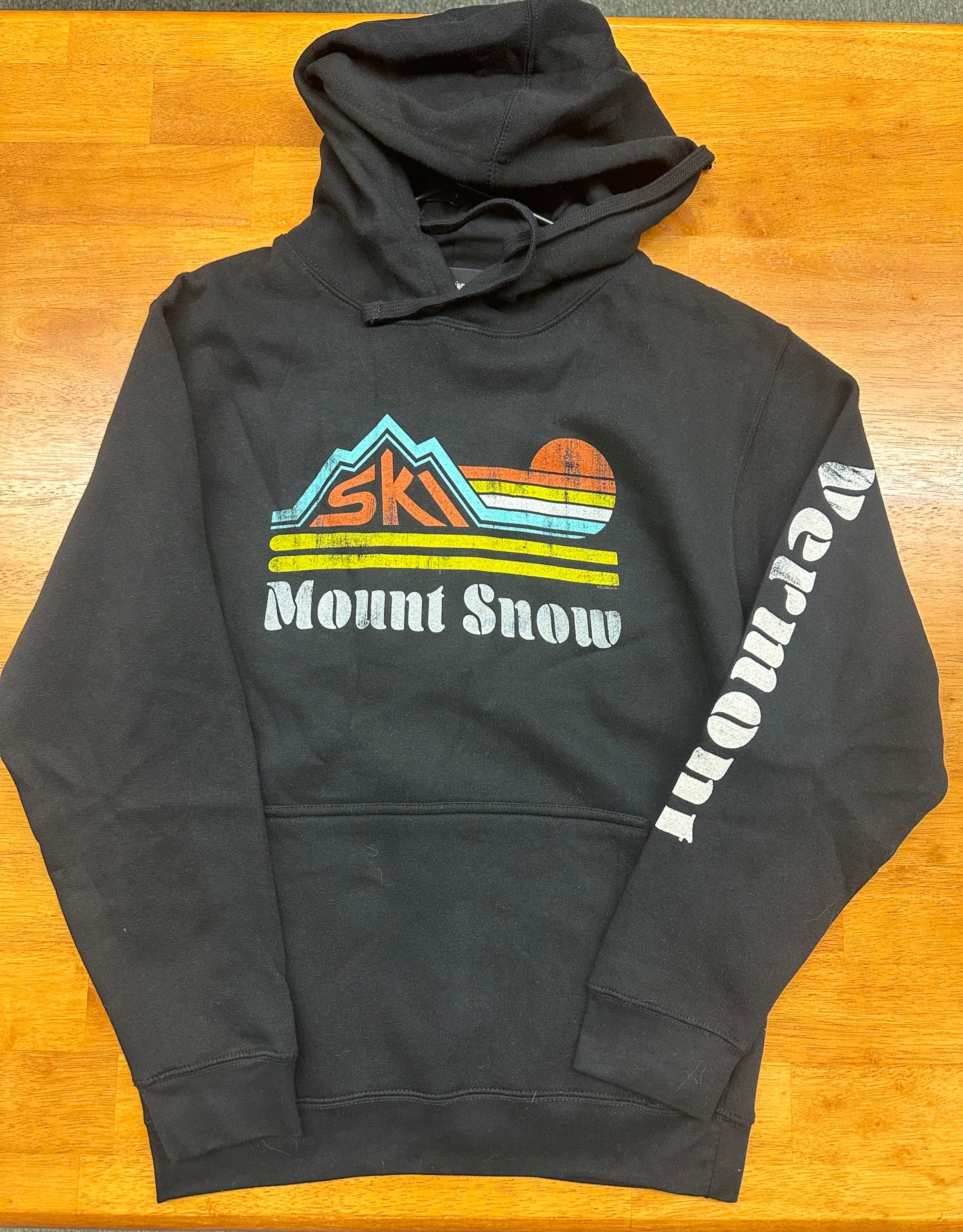 Ski Mount Snow Vermont Hoodie Color Black