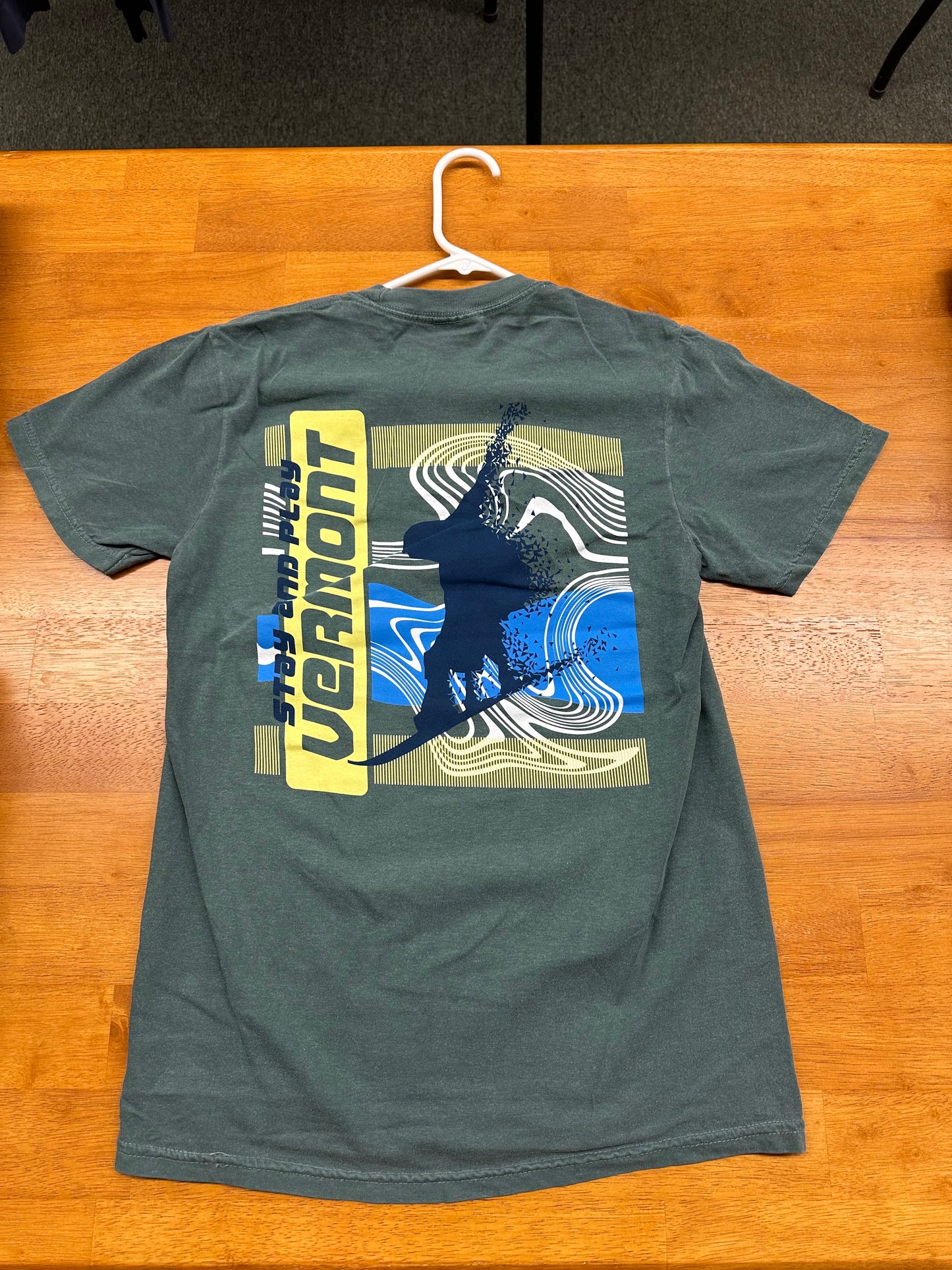 Mount Snow Vermont Snowboard Wave T Shirt Color Blue Spruce (Green)