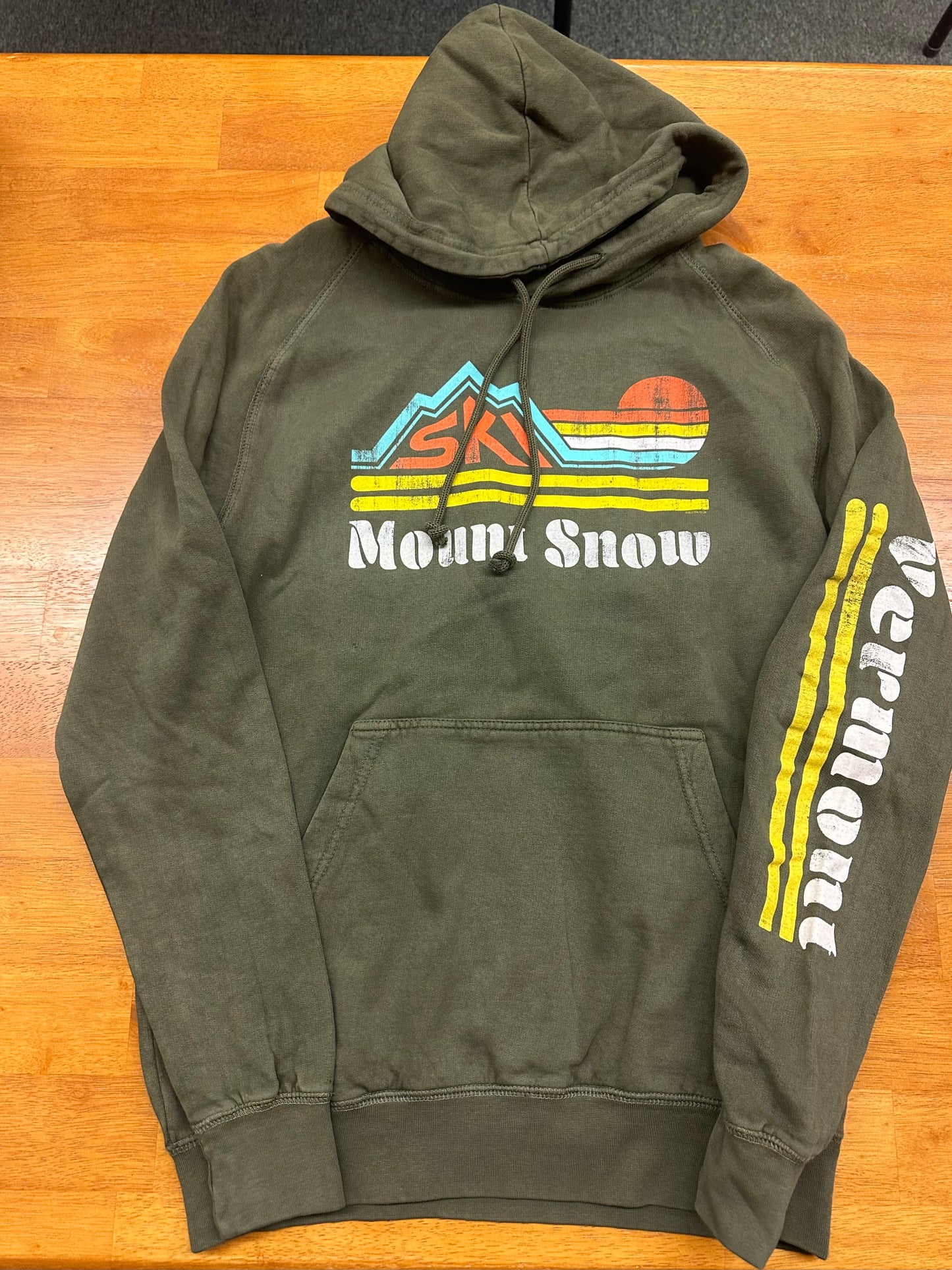 Ski Mount Snow Vermont Hoodie Color Army Green